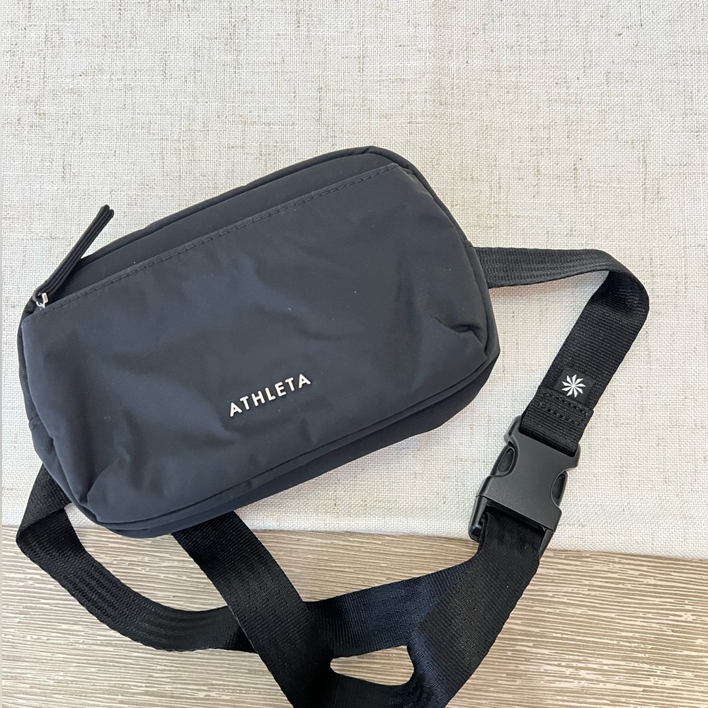 Athleta crossbody bag